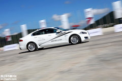 从容游走 傲然驭世体验新捷豹ALIVE魅力