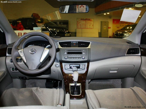 通辽东风日产轩逸系列 现购车可享2千礼包