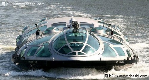 日本水上巴士酷似飞船 可搭载旅客171名