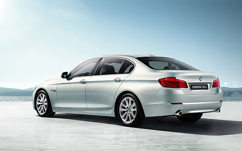 BMW 5系再次领先高档商务车细分市场