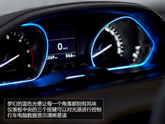 1.2T发动机/霓虹灯内饰 标致2008全解析
