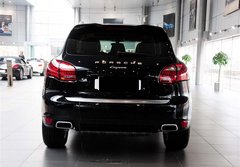 原装保时捷卡宴  天津港现车限时尝鲜价