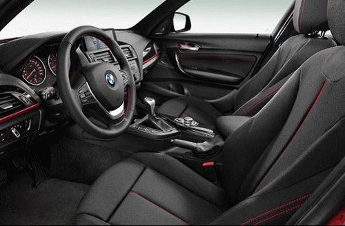 全新BMW 1系 轻松体验纯粹驾驶乐趣
