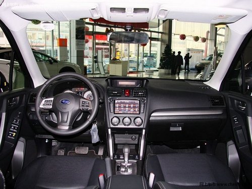 斯巴魯森林人大幅度優(yōu)惠 店內(nèi)現(xiàn)車銷售
