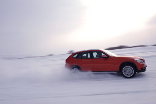 2013新BMW X1冰雪驾控之旅激情畅行雪原