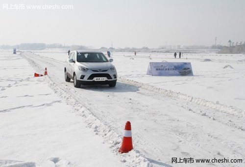冰雪上起舞 瑞风S5完美演绎SUV风采
