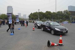东风风神新S30南京上市 孟非代言助阵