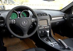奔驰星睿二手车SLK仅75km售55.5万