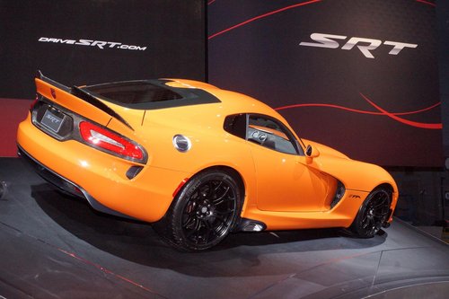 2014道奇蝰蛇SRT TA V10引擎/纽约发布