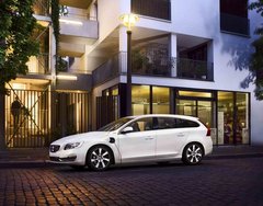 沃尔沃新V60插电混动版 油耗2.2L/100km