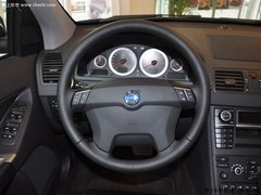 2013款沃尔沃XC90升级版 现加价5千-1万