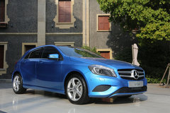 新梅赛德斯-奔驰A级车上市 25.2-35.8万