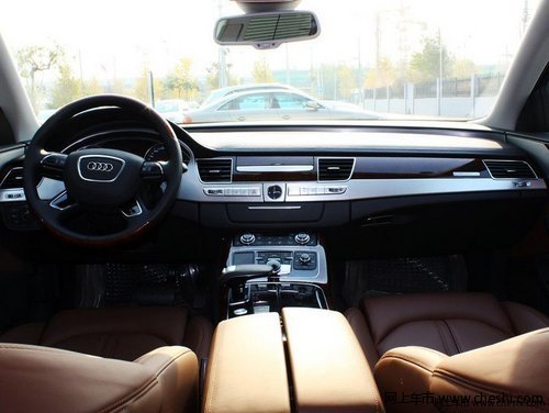 奥迪A8L新车减价 天津宝?；灯郊巯?  src=