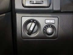 韩系硬派SUV 全新双龙雷斯特RX270实拍