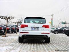 奥迪Q7 现车到店最低价优惠感受豪华SUV