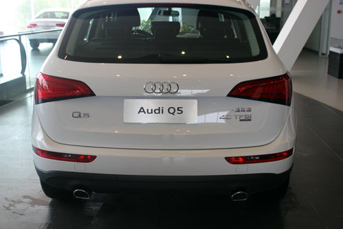 2013款奥迪Q5郑州到店 价格可店内面议_奥迪
