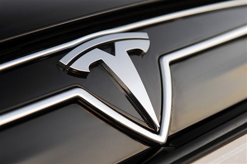 特斯拉加大售后服务 将提供免费Model S