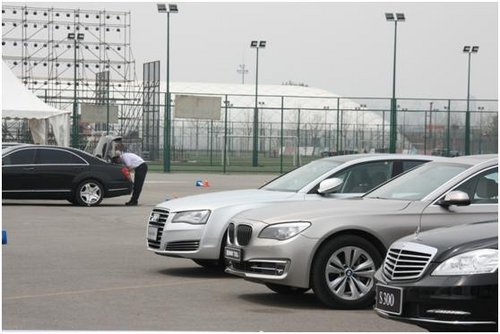 北京京宝行 BMW新7系北区对比试驾开展