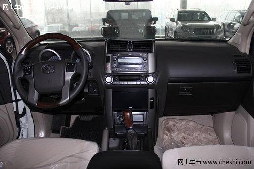 2013款丰田霸道2700LED灯版 裸价40.5万