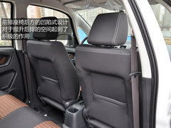 外观简洁时尚 新天语SX4酷锐版实拍解析