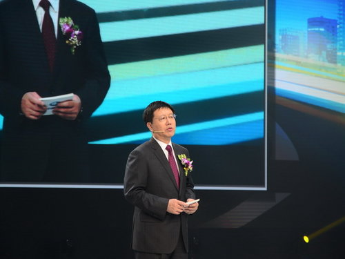 奔腾X80正式上市 售价11.98-18.18万元