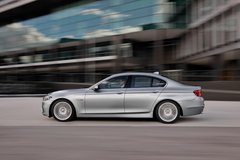 2014款宝马5系改款产品发布 增新V8引擎