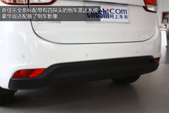 16万级别的进口MPV 起亚新佳乐到店实拍