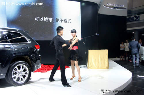 2014款大切诺基亮相西安车展 售价58.49万