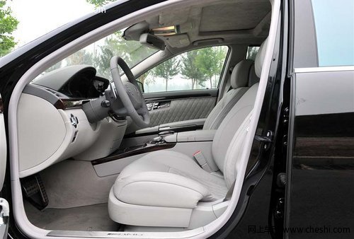 奔驰S65AMG  现车优惠68万感受顶级动力