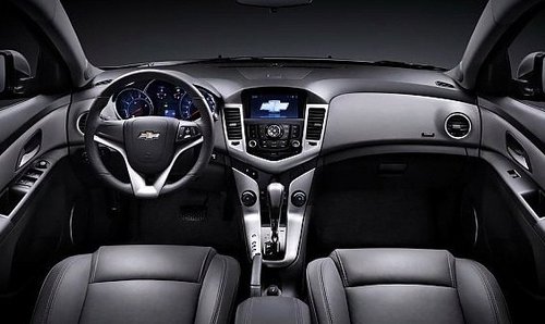 買誰更值？15萬主流車型價值大對比