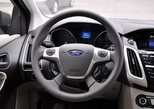 買誰更值？15萬主流車型價值大對比