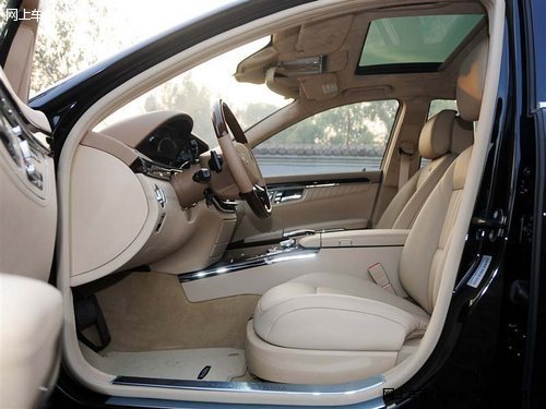 奔驰S系优惠55万 奔驰多款配置金融优惠