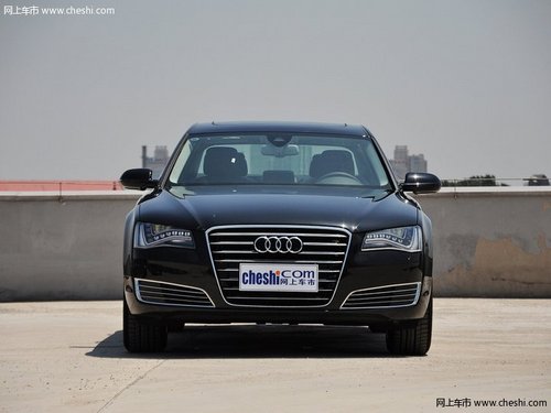 2013款奥迪A8L让利中 天津现车特价狂甩