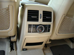 奔驰GL550 安全级现车奢华配置舒适享受