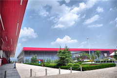 抢先探馆  2013山东国际车展整装待发