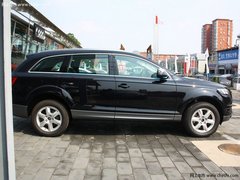 奥迪Q7汽油版黑车棕内  周末抢鲜价74万