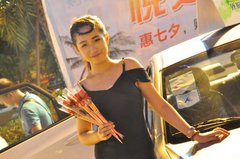 8月13日万达七夕情人节汽车展现场报道