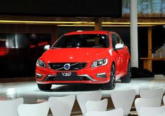 2014款沃尔沃V60 现车八月放价震撼底价