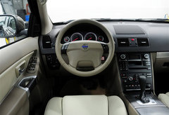 沃尔沃XC90现车惊喜多 特促直降优惠7万