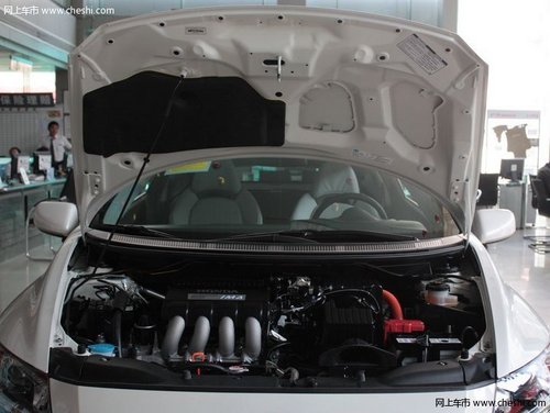 全进口混合动力跑车CR-Z 现金优惠80000元