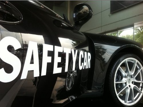 保时捷911华丽变身无冕之王-SAFETY CAR