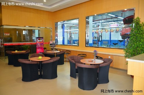 一汽丰田大庆名派特约店欢迎您的光临