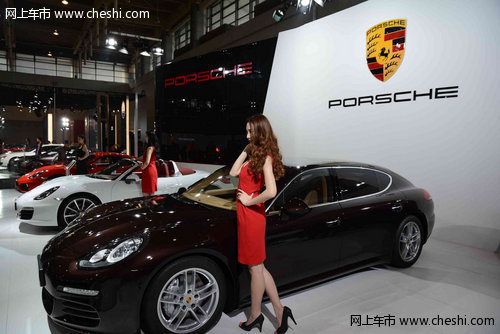 保时捷新Panamera亮相2013南京十一国际车展