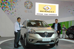 雷诺新科雷傲闪耀登陆2013南京十一国际车展