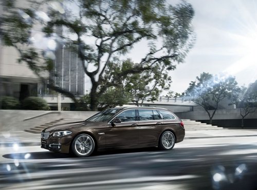 新BMW 5系旅行轿车中国正式上市