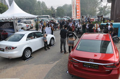 商丘长安马自达大篷车巡展活动 登场帝和广场