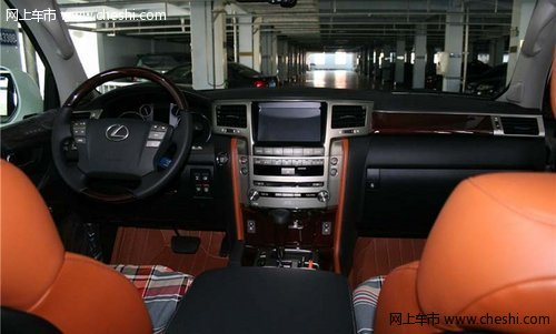 2013款雷克萨斯LX570  特惠专卖价155万