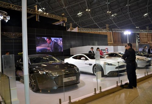 阿斯顿·马丁超跑亮相中国太原国际车展