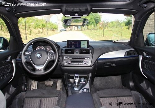 呼市褀宝BMW1系最低售价22万元 赠万元礼包