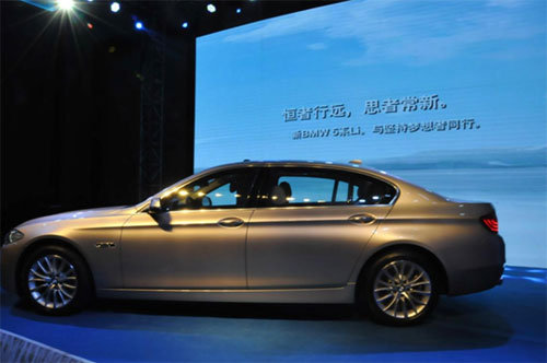 与梦想同行 长春宝兴行新BMW 5系Li上市